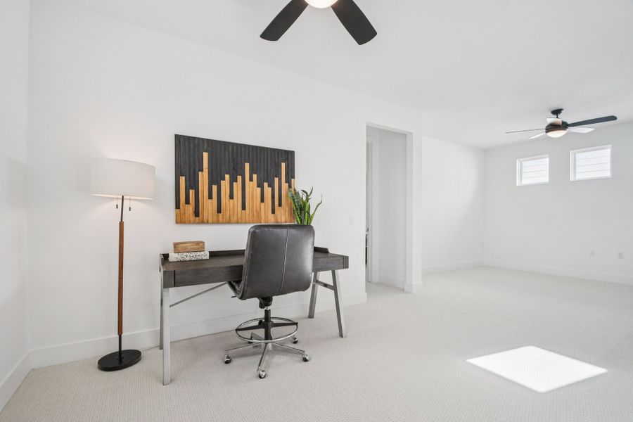 Representative furnished interior of a home built from the Noah by Risewell Homes in Novel, Austin (Image 16).