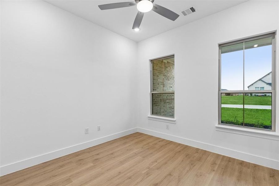Spacious, unfurnished interior of a new home in Ellis Ranch Estates, Waxahachie (Image 19).