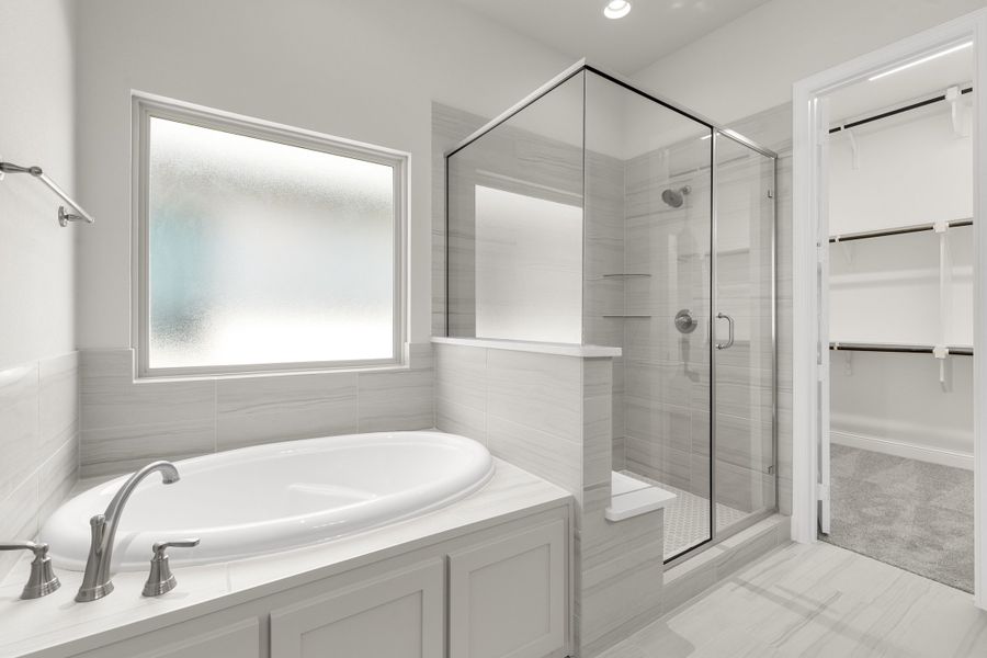 Furnished interior view inside a new home in Lake Shore Village, Rowlett (Image 11).