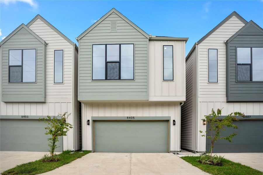 **Photos of same floor plan, but different house. **Photos of same floor plan, but different house.