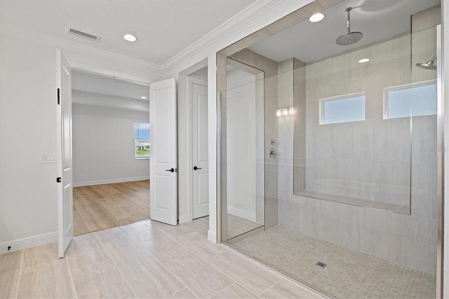 Spacious, unfurnished interior of a new home in Cassata Lakes, Nokomis (Image 36). Spacious, unfurnished interior of a new home in Cassata Lakes, Nokomis (Image 36).