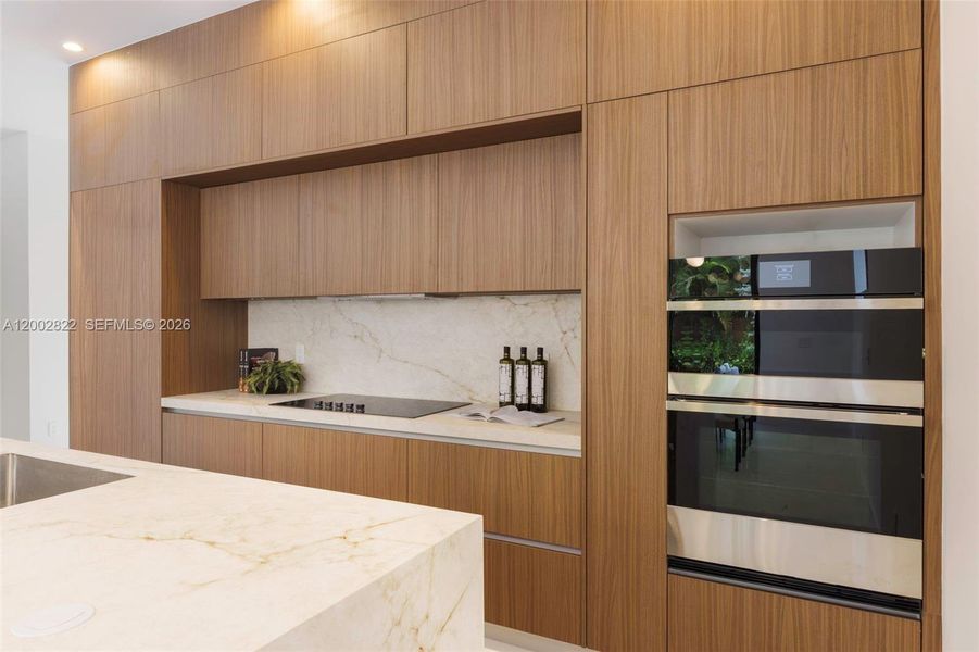 Close-up of interior finishes inside a home in , Fort Lauderdale (Image 19).