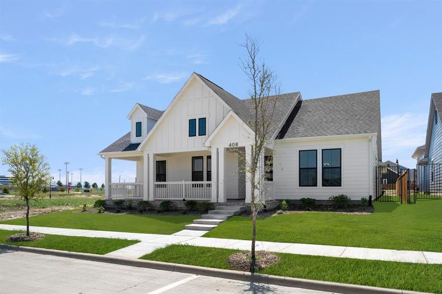 408 Dylan- Front-2 408 Dylan- Front-2