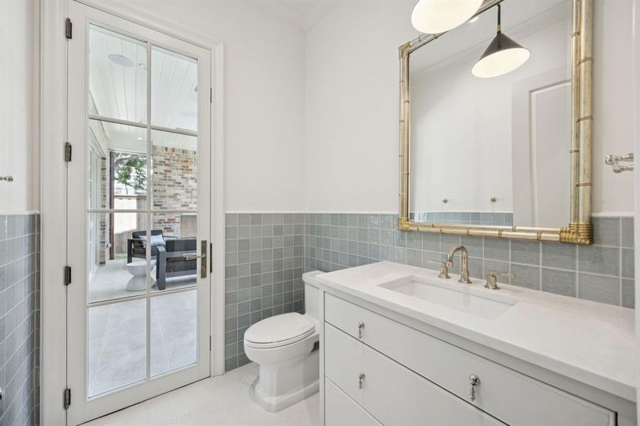 Furnished interior view inside a new home in , University Park (Image 27). Furnished interior view inside a new home in , University Park (Image 27).