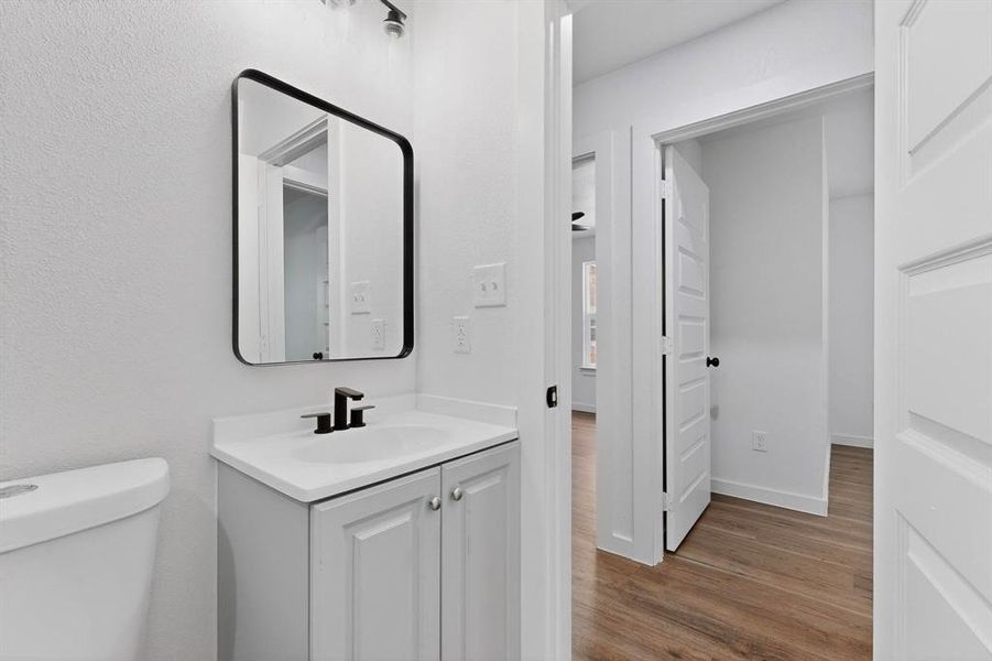 Furnished interior view inside a new home in , Seagoville (Image 6).