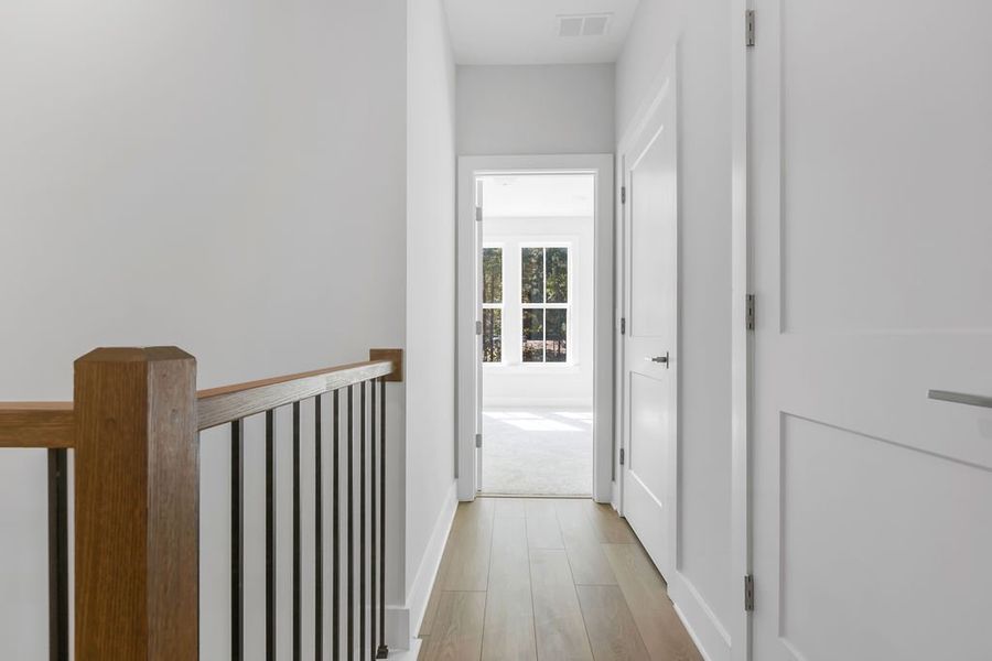 Spacious, unfurnished interior of a new home in Echo Park, Suwanee (Image 32).