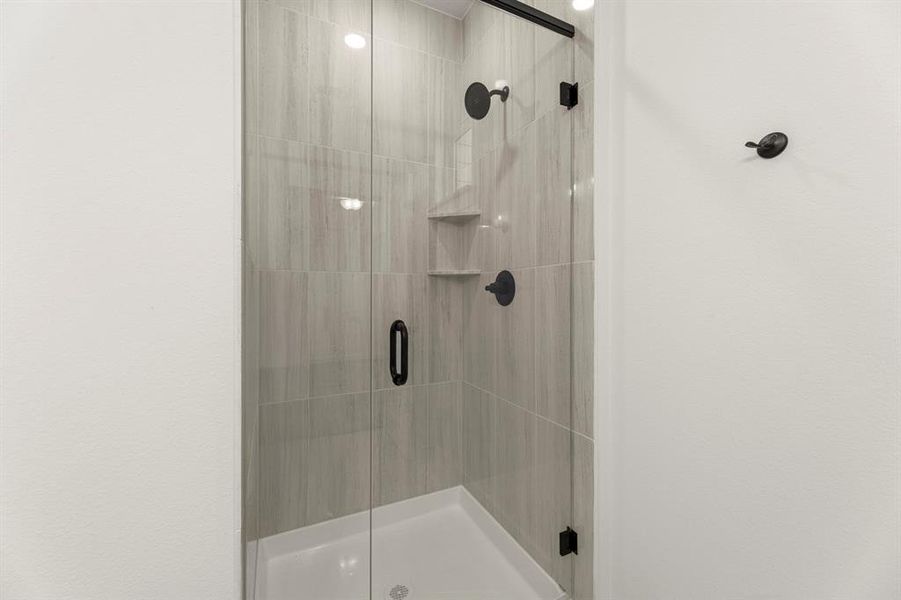 1829 Azalea_2270_Willow II_Bath (4)