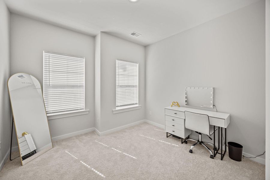 Spacious, unfurnished interior of a new home in , Hanahan (Image 26).