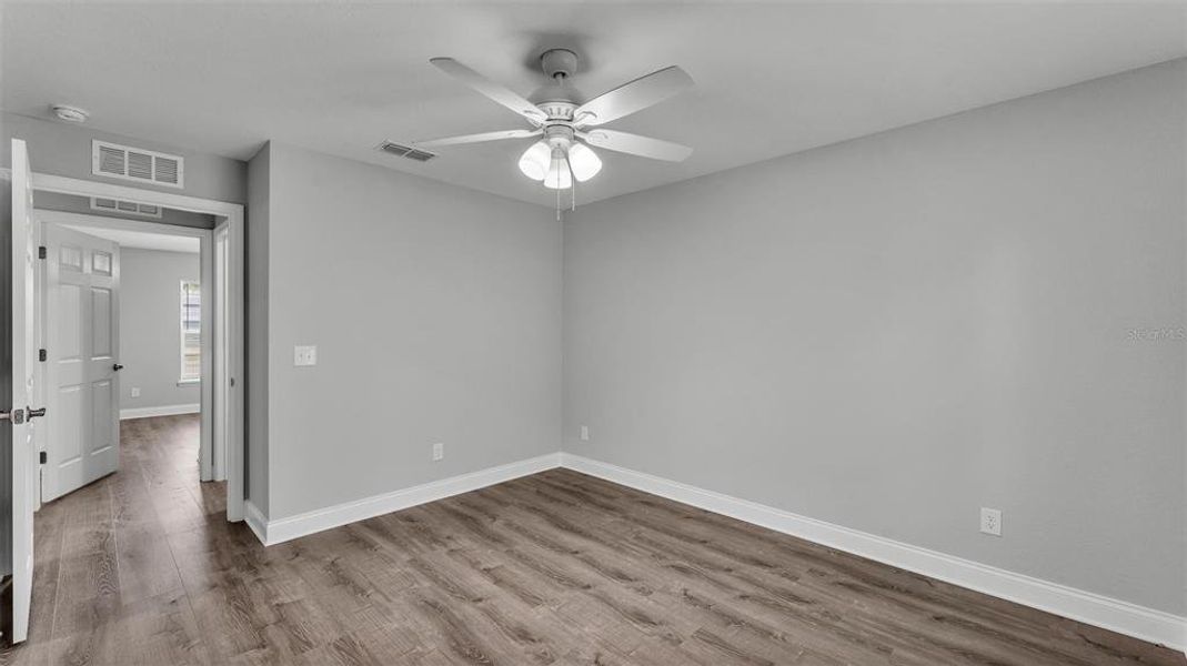 Spacious, unfurnished interior of a new home in , Fort Meade (Image 32).