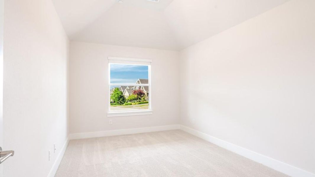 the-abbey-at-mercer-crossing-oak-farmers-branch-guest-bedroom-2