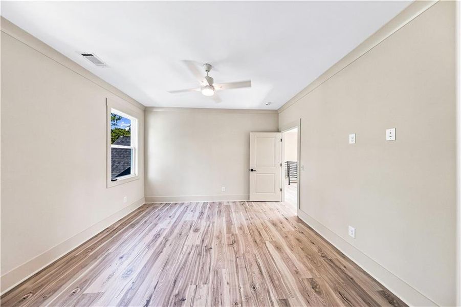 Spacious, unfurnished interior of a new home in , Flowery Branch (Image 23). Spacious, unfurnished interior of a new home in , Flowery Branch (Image 23).