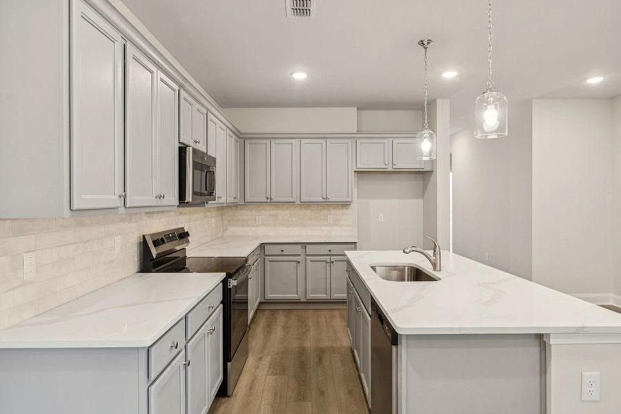 Furnished interior view inside a new home in Stewart's Glen | 55+ Community, Smyrna (Image 7).