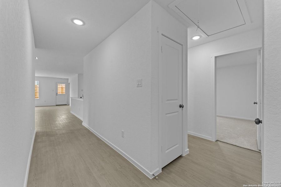 Spacious, unfurnished interior of a new home in Voss Farms: Watermill Collection, New Braunfels (Image 16).