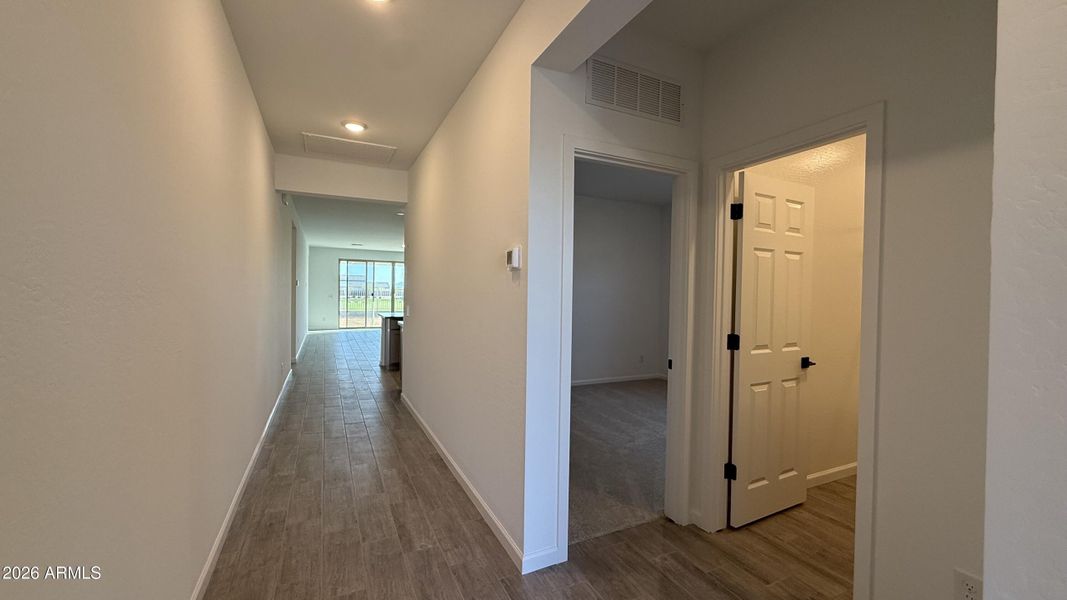 04 - Foyer