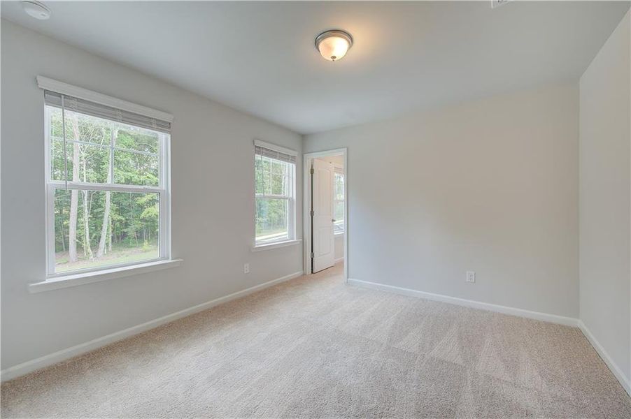 Spacious, unfurnished interior of a new home in Hamilton Lakes, Lawrenceville (Image 13).