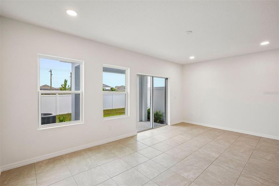 Spacious, unfurnished interior of a new home in Twin Oaks, Zephyrhills (Image 23). Spacious, unfurnished interior of a new home in Twin Oaks, Zephyrhills (Image 23).