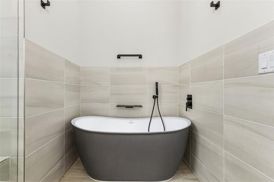 Furnished interior view inside a new home in , Punta Gorda (Image 5).