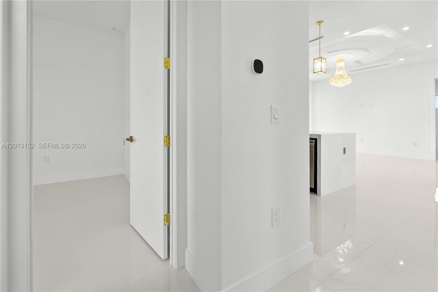 Spacious, unfurnished interior of a new home in , Lehigh Acres (Image 54).