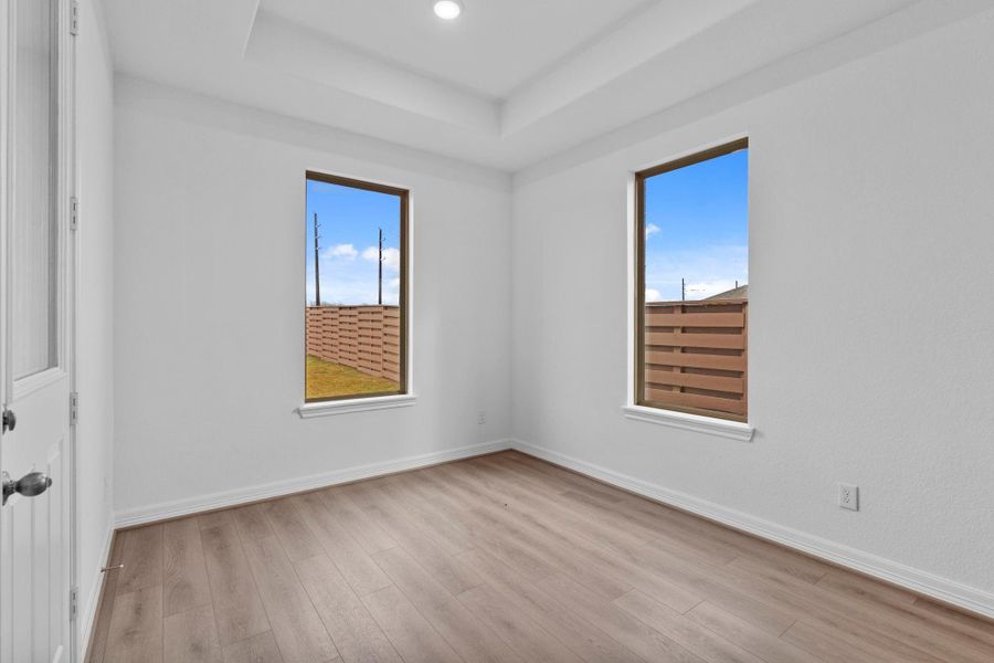 Spacious, unfurnished interior of a new home in Austin Point, Richmond (Image 23).