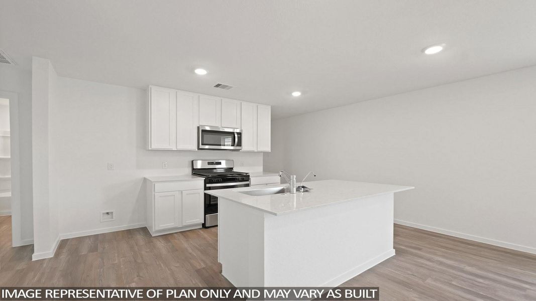 Furnished interior view inside a new home in Lexington Heights, Willis (Image 6).