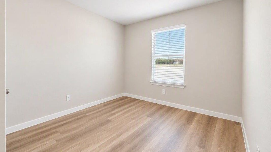 Representative unfurnished interior of a home built from the Ashburn by D.R. Horton in Royal Oak South, Corpus Christi (Image 11).
