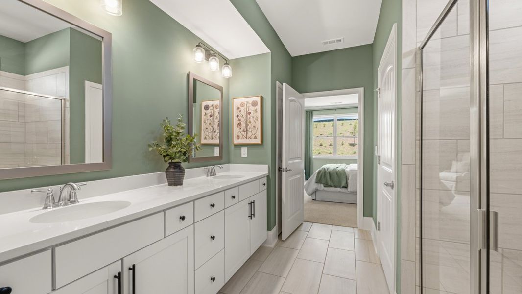 Representative furnished interior of a home built from the Bristol by D.R. Horton in Hamptons at Riverwood North, Dallas (Image 19).