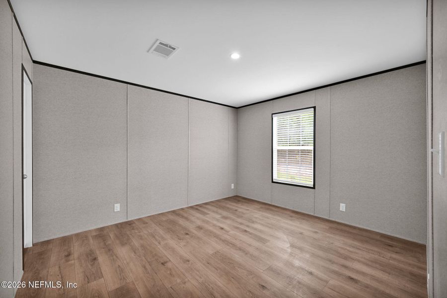Spacious, unfurnished interior of a new home in , Hawthorne (Image 16).