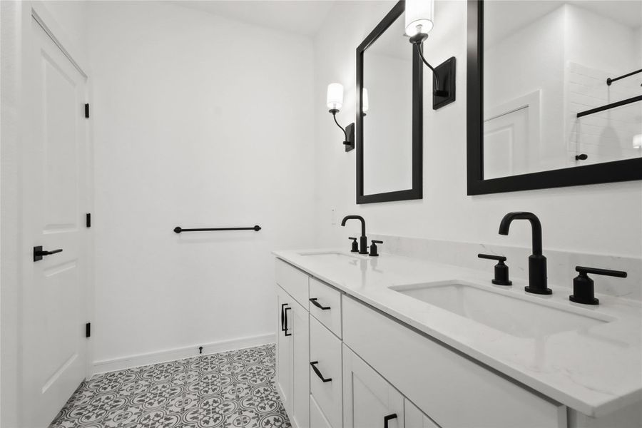 Relaxing primary bath (*Photo not of actual home and used for illustration purposes only.) Relaxing primary bath (*Photo not of actual home and used for illustration purposes only.)