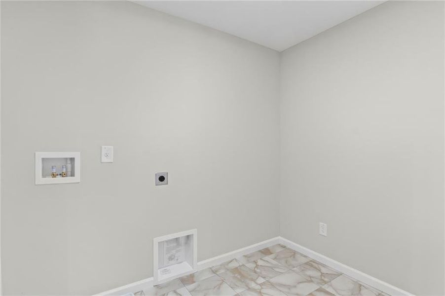 Spacious, unfurnished interior of a new home in Pickens Bluff, Hiram (Image 26). Spacious, unfurnished interior of a new home in Pickens Bluff, Hiram (Image 26).