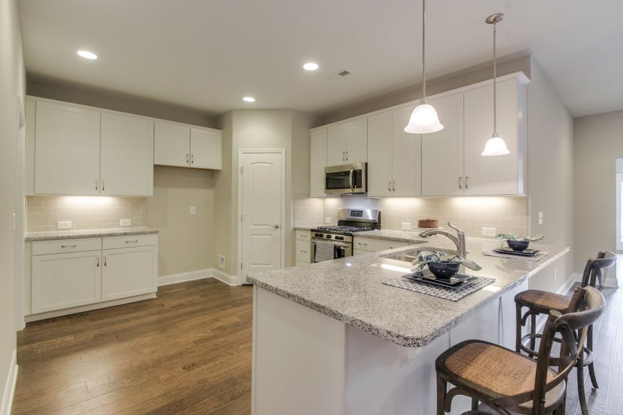 *This is a model representation. Selections and Finishes may vary.