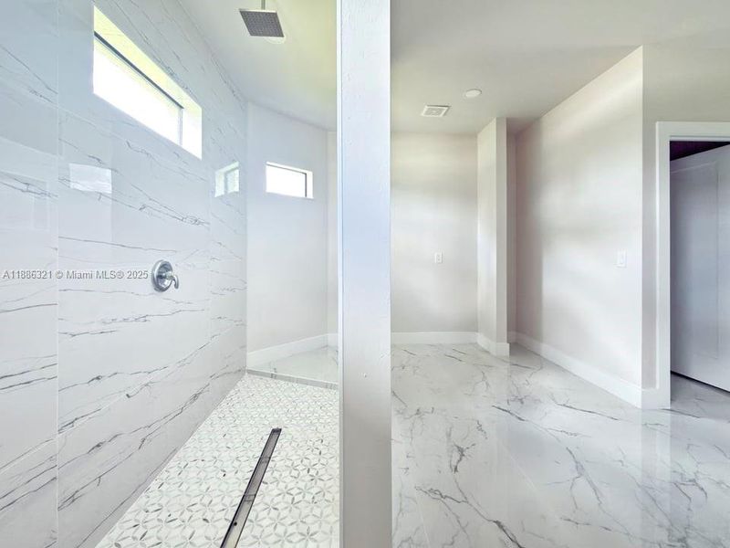 Image 18 of a home in . Image 18 of a home in .