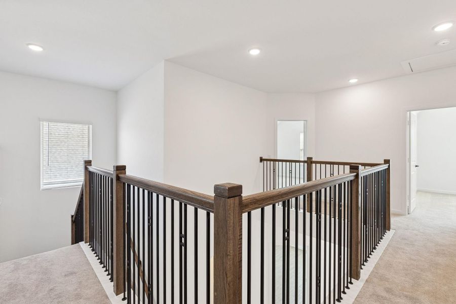 Spacious, unfurnished interior of a new home in Mavera, Conroe (Image 8). Spacious, unfurnished interior of a new home in Mavera, Conroe (Image 8).