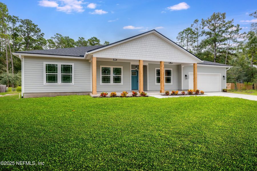 Exterior details and patio area of a home in , Middleburg (Image 1). Exterior details and patio area of a home in , Middleburg (Image 1).