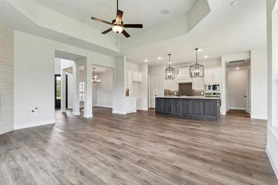 Spacious, unfurnished interior of a new home in Westside Preserve, Midlothian (Image 20). Spacious, unfurnished interior of a new home in Westside Preserve, Midlothian (Image 20).