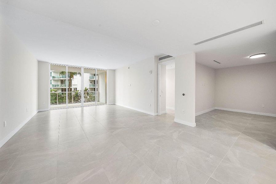 009-220SoutheastMiznerBoulevard-BocaRato