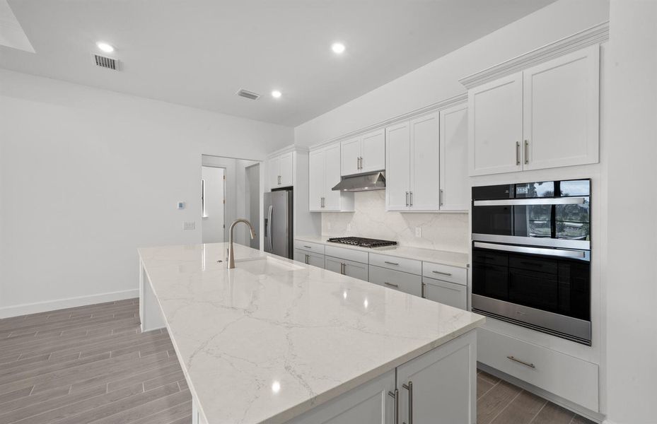 SWFL_DV_TER_25800_Stardom_kitchen 1 SWFL_DV_TER_25800_Stardom_kitchen 1