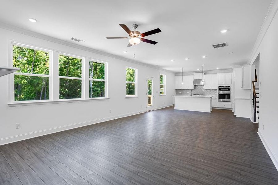 Spacious, unfurnished interior of a new home in Auburn Glen, Dacula (Image 29).
