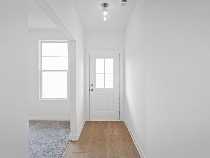 Spacious, unfurnished interior of a new home in Calista Farms, White House (Image 14).