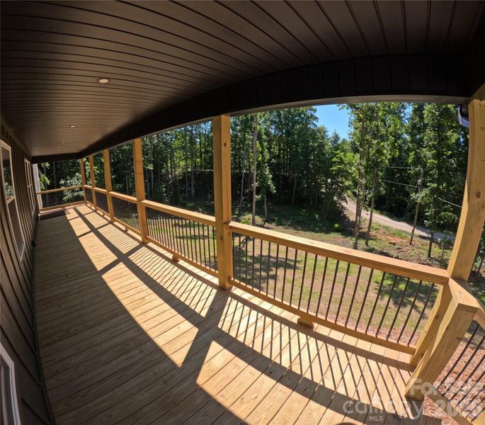 Exterior details and patio area of a home in , Marion (Image 15).