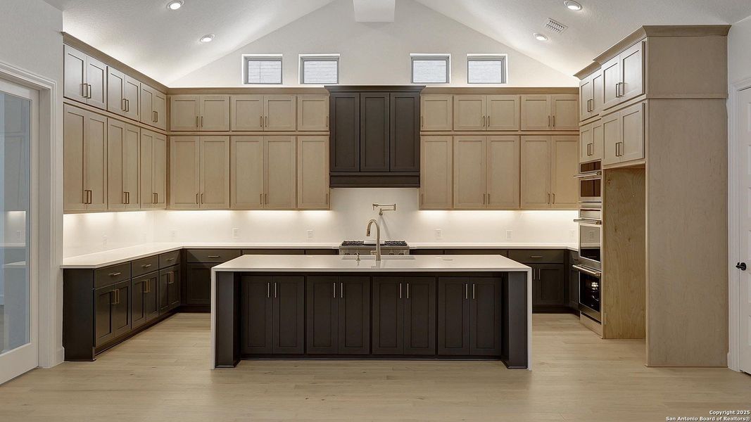 Furnished interior view inside a new home in The Dominion 70', San Antonio (Image 8). Furnished interior view inside a new home in The Dominion 70', San Antonio (Image 8).