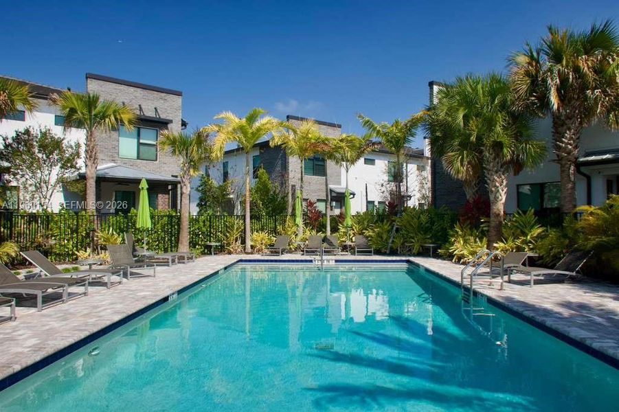 Community amenities in , Plantation (Image 23).