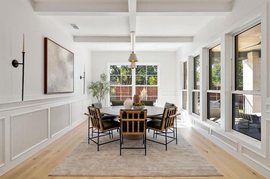 Furnished interior view inside a new home in , Dallas (Image 6). Furnished interior view inside a new home in , Dallas (Image 6).