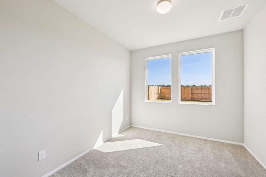 Spacious, unfurnished interior of a new home in Cascade, Liberty Hill (Image 27).