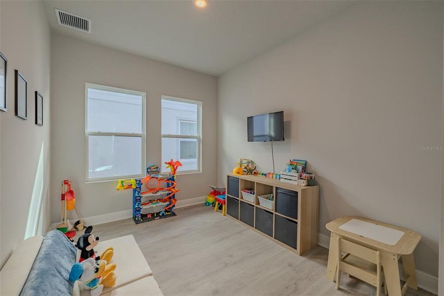 Furnished interior view inside a new home in Waterset Garden Series, Apollo Beach (Image 16).