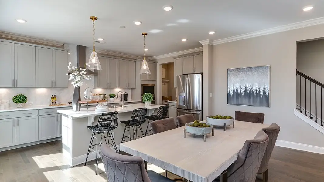 2816 Edison II Breakfast Room F1