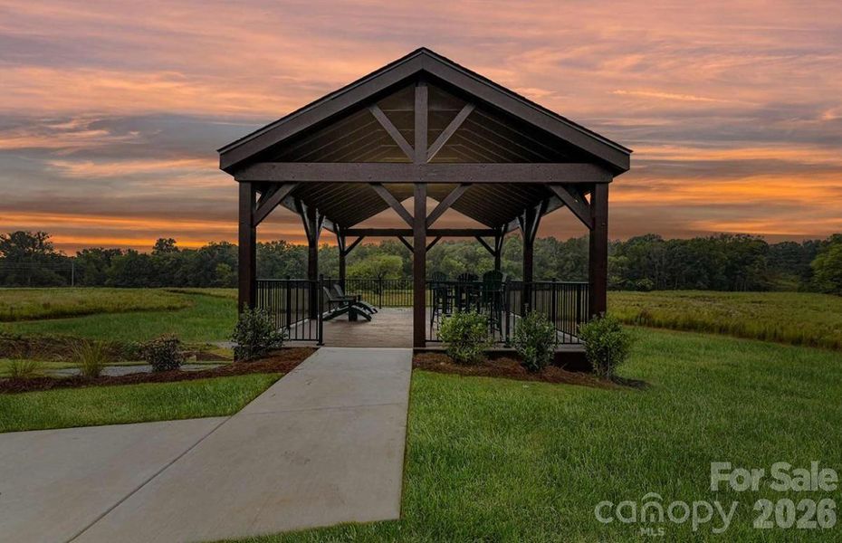 Community amenities in Westview Towns, Waxhaw (Image 9).