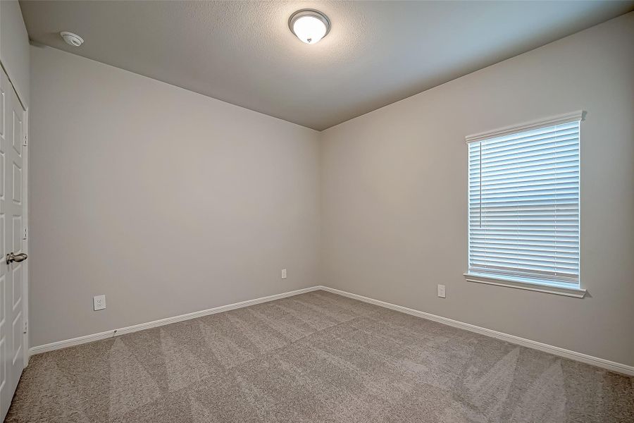 Spacious, unfurnished interior of a new home in Lago Mar, Texas City (Image 28). Spacious, unfurnished interior of a new home in Lago Mar, Texas City (Image 28).