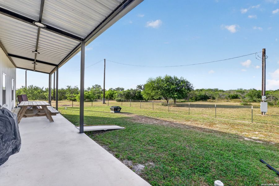 Exterior details and patio area of a home in , Kenedy (Image 20).