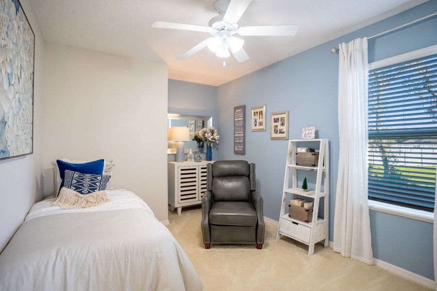 Furnished interior view inside a new home in Poinciana, Kissimmee (Image 20).