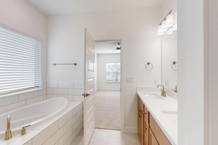 Furnished interior view inside a new home in Barksdale, Leander (Image 12).